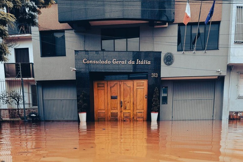 Consulado Geral da Itália em Porto Alegre fortemente atingido pela enchente